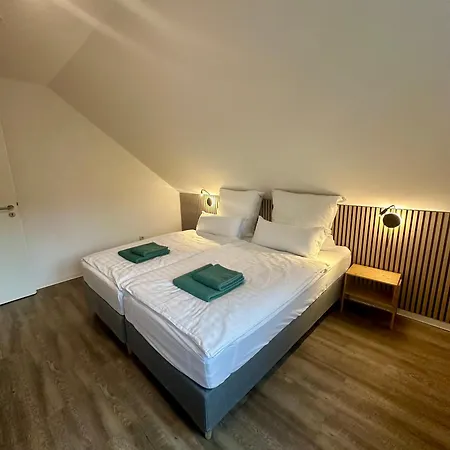 Familie Oder Beruflich - 2 Schlafzimmer - 3 Betten - Geraeumig - Kueche - Gemuetlich Бад-Липпшпринге