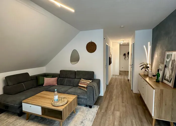 Familie Oder Beruflich - 2 Schlafzimmer - 3 Betten - Geraeumig - Kueche - Gemuetlich *