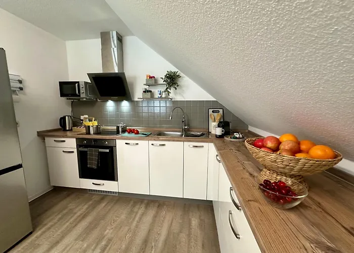 Familie Oder Beruflich - 2 Schlafzimmer - 3 Betten - Geraeumig - Kueche - Gemuetlich *